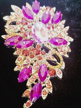 Awewsome 3.5" Purple & Lavender Rhinestone Brooch
